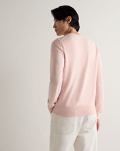 Load image into Gallery viewer, N.Peal Men's Oxford Round Neck Cashmere Jumper Blossom Pink
