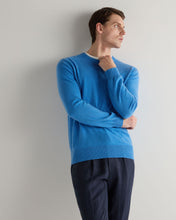 Load image into Gallery viewer, N.Peal Men's Oxford Round Neck Cashmere Jumper Provence Blue
