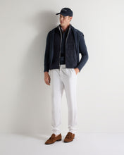 Load image into Gallery viewer, N.Peal Men's Regent Fine Gauge Cashmere Half Zip Jumper Indigo Blue
