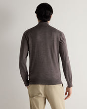 Load image into Gallery viewer, N.Peal Men's Hyde Fine Gauge Cashmere Full Zip Jumper Driftwood Brown
