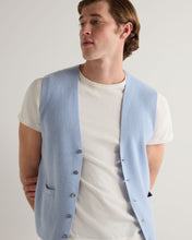 Load image into Gallery viewer, N.Peal Men's Chelsea Cashmere Waistcoat Sea Mist Blue

