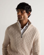 Load image into Gallery viewer, N.Peal Men's Albemarle Cable Half Zip Cashmere Jumper Ecru White
