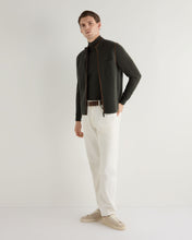 Load image into Gallery viewer, N.Peal Men's Mayfair Turtle Neck Cashmere Jumper Arabica Khaki Green
