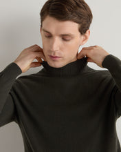 Load image into Gallery viewer, N.Peal Men's Mayfair Turtle Neck Cashmere Jumper Arabica Khaki Green
