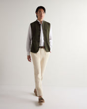 Load image into Gallery viewer, N.Peal Men's Penzance Cotton Cashmere Gilet Arabica Khaki Green
