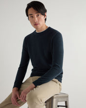 Load image into Gallery viewer, N.Peal Men's Shoreditch Round Neck Cashmere Jumper Indigo Blue
