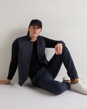 Load image into Gallery viewer, N.Peal Men's Salzburg Cotton Silk Cashmere Gilet Navy Blue
