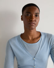 Load image into Gallery viewer, N.Peal Women's Mia Superfine Cashmere V Neck Cardigan Pale Blue
