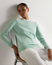 Load image into Gallery viewer, N.Peal Women's Evie Classic Round Neck Cashmere Jumper Dusty Teal Green

