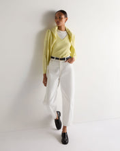 Load image into Gallery viewer, N.Peal Women's Phoebe V Neck Cashmere Jumper Granita Yellow
