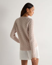Load image into Gallery viewer, N.Peal Women's Frankie Cable V Neck Cashmere Jumper Dusk Pink
