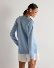 Load image into Gallery viewer, N.Peal Women's Button Shoulder Round Neck Cashmere Jumper Sea Mist Blue
