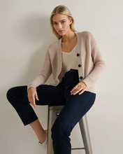 Load image into Gallery viewer, N.Peal Women's Mesh Stitch Cashmere Cardigan Ecru White Sparkle
