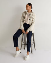 Load image into Gallery viewer, N.Peal Women's Cable Cricket Cashmere Jumper Ecru White
