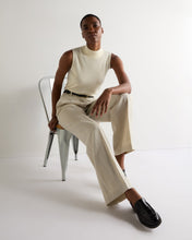 Load image into Gallery viewer, N.Peal Women's Aurora Mock Neck Cashmere Tank Top New Ivory White
