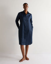 Load image into Gallery viewer, N.Peal Women's Catania Linen Shirt Dress Navy Blue
