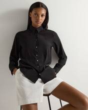 Load image into Gallery viewer, N.Peal Women's Rochelle Silk Shirt Black
