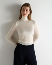 Load image into Gallery viewer, N.Peal Women's Margot Superfine Cashmere Roll Neck Jumper New Ivory White
