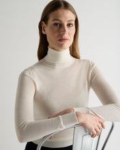 Load image into Gallery viewer, N.Peal Women's Margot Superfine Cashmere Roll Neck Jumper New Ivory White

