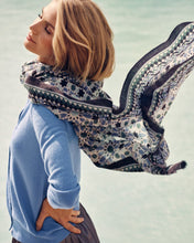 Load image into Gallery viewer, N.Peal Women&#39;s Round Neck Cashmere Cardigan Atlas Blue
