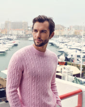 Load image into Gallery viewer, N.Peal Men&#39;s The Thames Cable Cashmere Jumper Flamingo Pink
