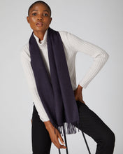 Load image into Gallery viewer, N.Peal Unisex Woven Cashmere Scarf Dark Aubergine Purple
