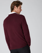 Load image into Gallery viewer, N.Peal Men&#39;s The Burlington V Neck Cashmere Jumper Mulled Wine Red
