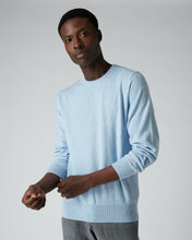 Load image into Gallery viewer, The Oxford Round Neck 1Ply Cashmere Sweater Cornflower Blue
