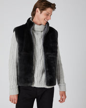 Load image into Gallery viewer, N.Peal Men&#39;s Fur Lined Gilet Elephant Grey
