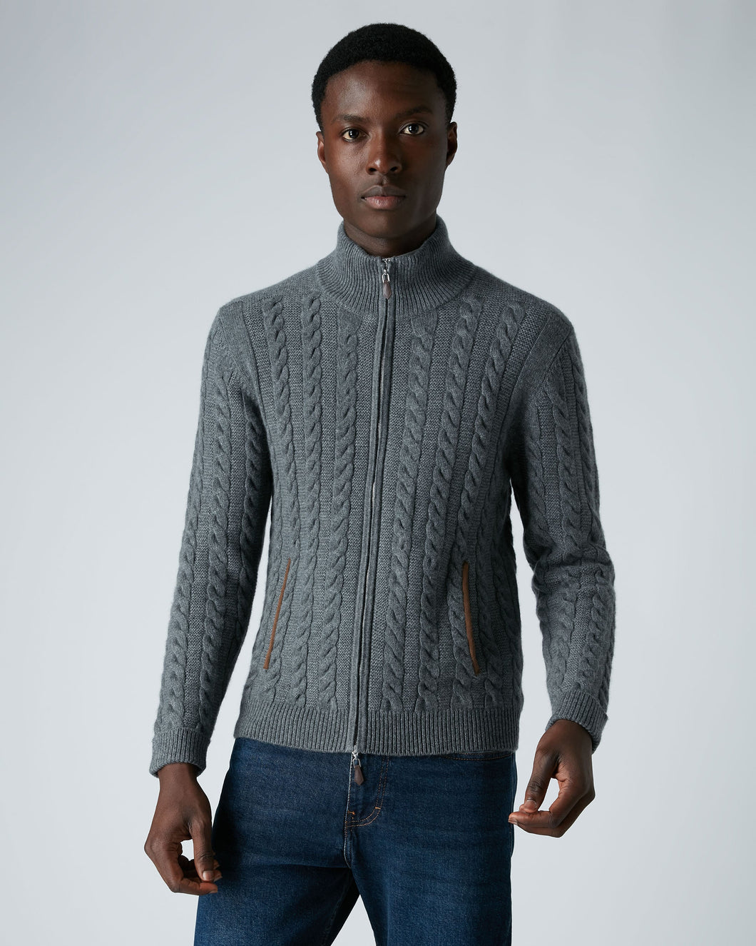 N.Peal Men's The Richmond Cable Cashmere Cardigan Elephant Grey