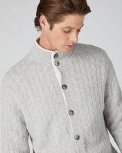 Load image into Gallery viewer, N.Peal Men&#39;s Cable Button Cashmere Cardigan Fumo Grey
