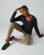 Load image into Gallery viewer, Women&#39;s Superfine Roll Neck Cashmere Jumper Dark Charcoal Grey
