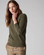 Load image into Gallery viewer, N.Peal Women&#39;s Round Neck Cashmere Jumper Dark Olive Green
