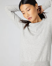 Load image into Gallery viewer, N.Peal Women&#39;s Round Neck Cashmere Jumper Fumo Grey
