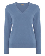 Load image into Gallery viewer, N.Peal Women&#39;s V Neck Cashmere Jumper Alpine Blue
