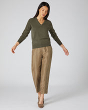Load image into Gallery viewer, N.Peal Women&#39;s V Neck Cashmere Jumper Dark Olive Green
