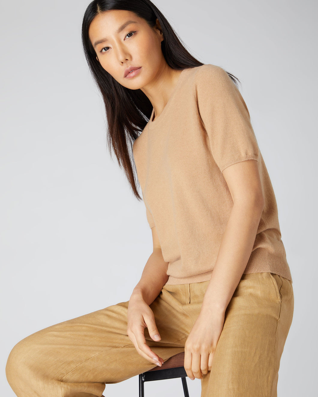 N.Peal Women's Round Neck Cashmere T Shirt Camel Brown