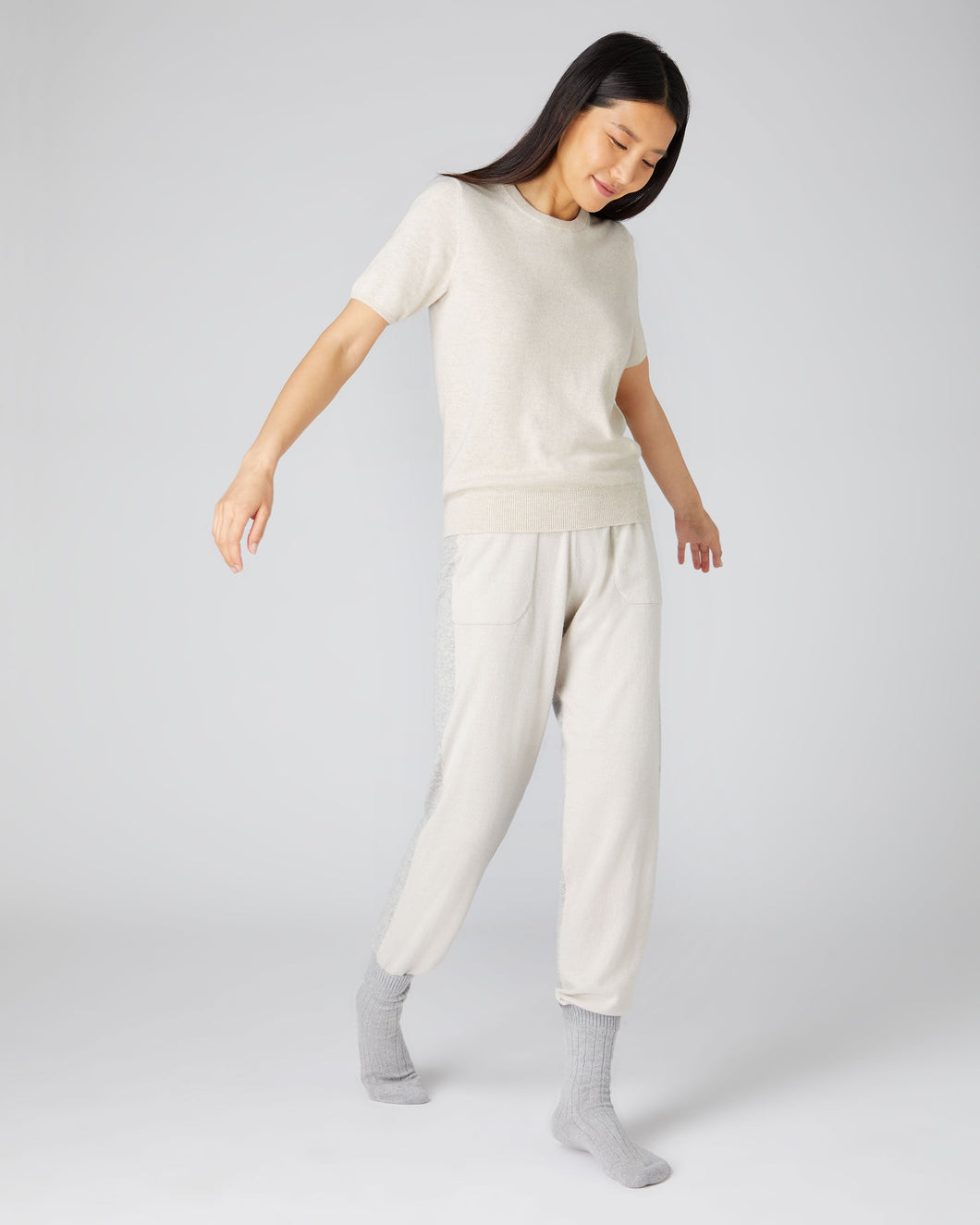 N.Peal Women's Round Neck Cashmere T Shirt Ecru White