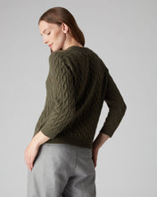 Load image into Gallery viewer, N.Peal Women&#39;s Round Neck Cable Cashmere Jumper Dark Olive Green
