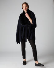 Load image into Gallery viewer, N.Peal Fur Placket Cashmere Cape Navy Blue Navy Blue
