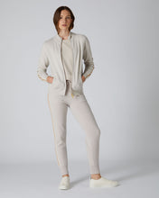 Load image into Gallery viewer, N.Peal Women&#39;s Stripe Sleeve Cashmere Jumper Snow Grey
