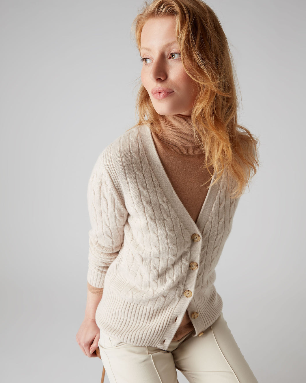 N.Peal Women's Cable V Neck Cashmere Cardigan Almond White