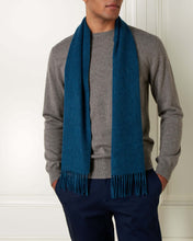 Load image into Gallery viewer, N.Peal Unisex Woven Cashmere Scarf Lapis Blue
